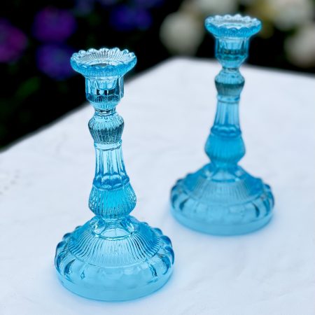 Ljusstakar av pressglas