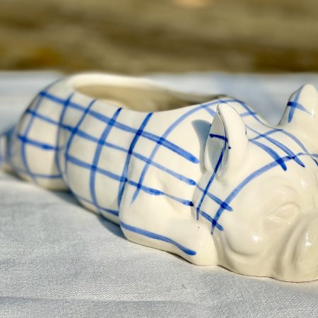 Handmålad vas av porslin