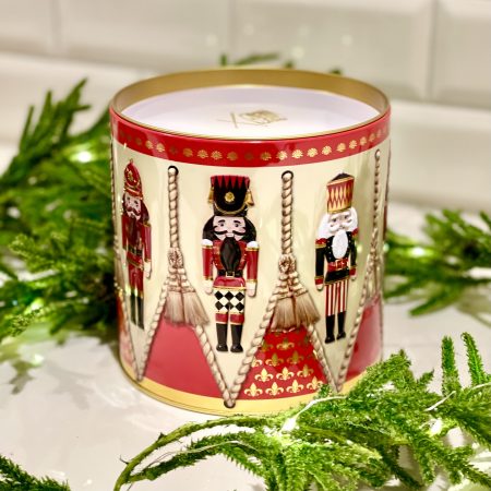 Plåtburk "Nötknäppare"