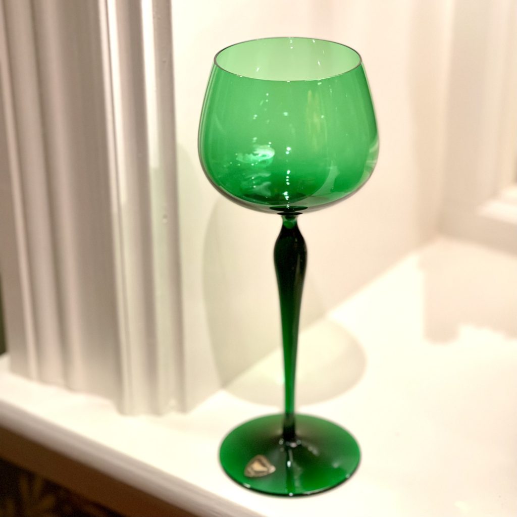 Grönt vitvinsglas Orrefors