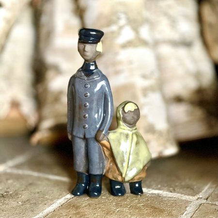 Figurin ?Amerikafararna/Utvandrarna? JIE Elsi Bourelius