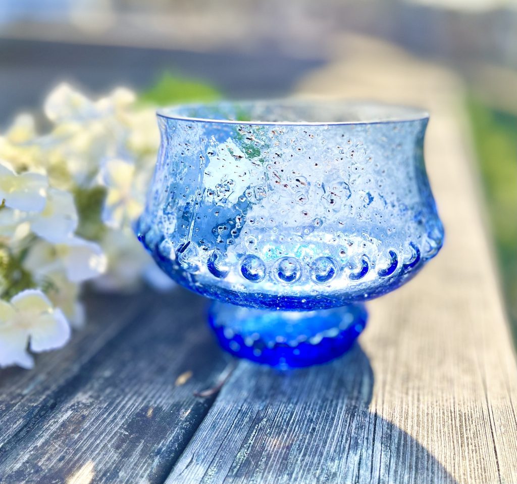 Skål av glas