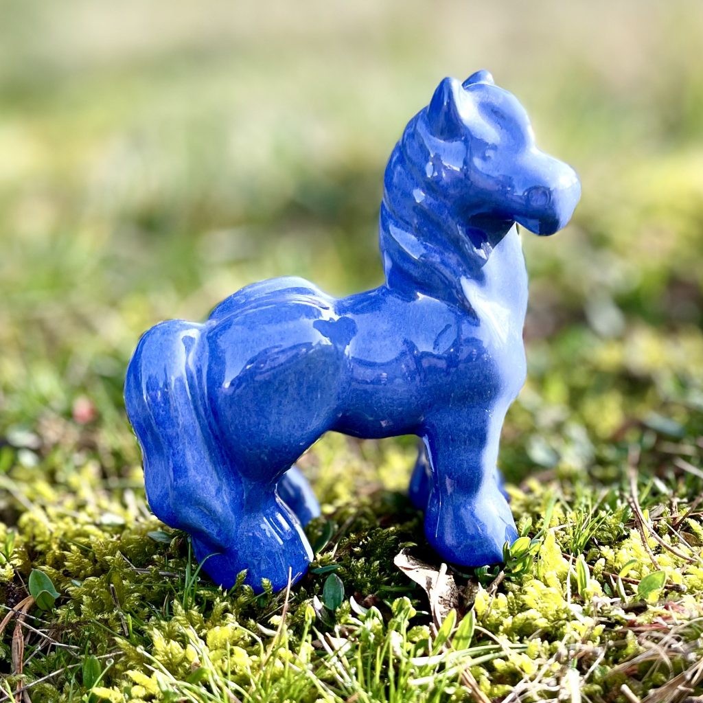 Figurin häst