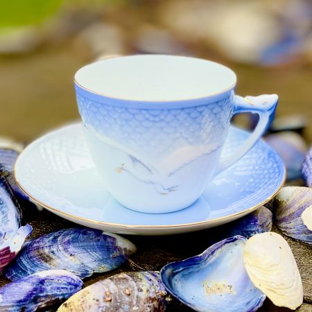 Kaffekopp med fat (guldkant) ?Blå Måsen? Bing & Grøndahl