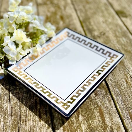 Fat porslin med mönster i svart/guld NOS