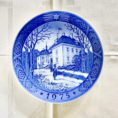 Jultallrik 1975 Royal Copenhagen "Marselisborg slot"