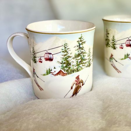 2-pack muggar i box ?Skiing?